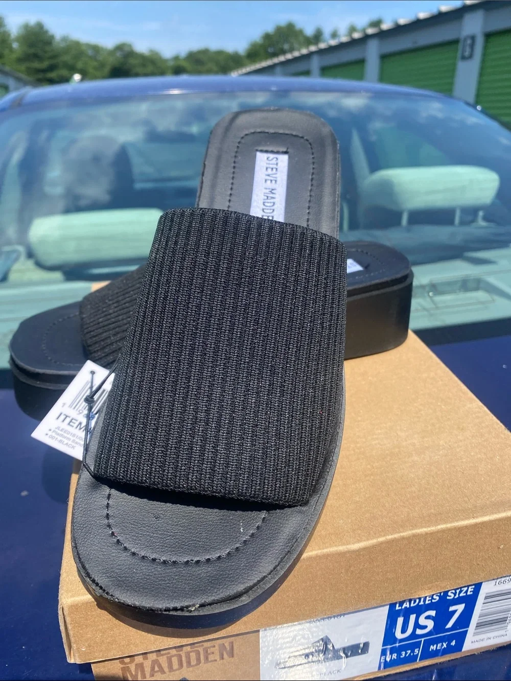 Steve Madden Black Ribbed Slide Sandals